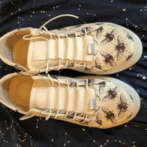 noosy | Shoes | Noosy Sneakers Nwob 